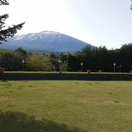 Nero Etna 布龙泰