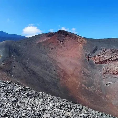 Nero Etna Bronte